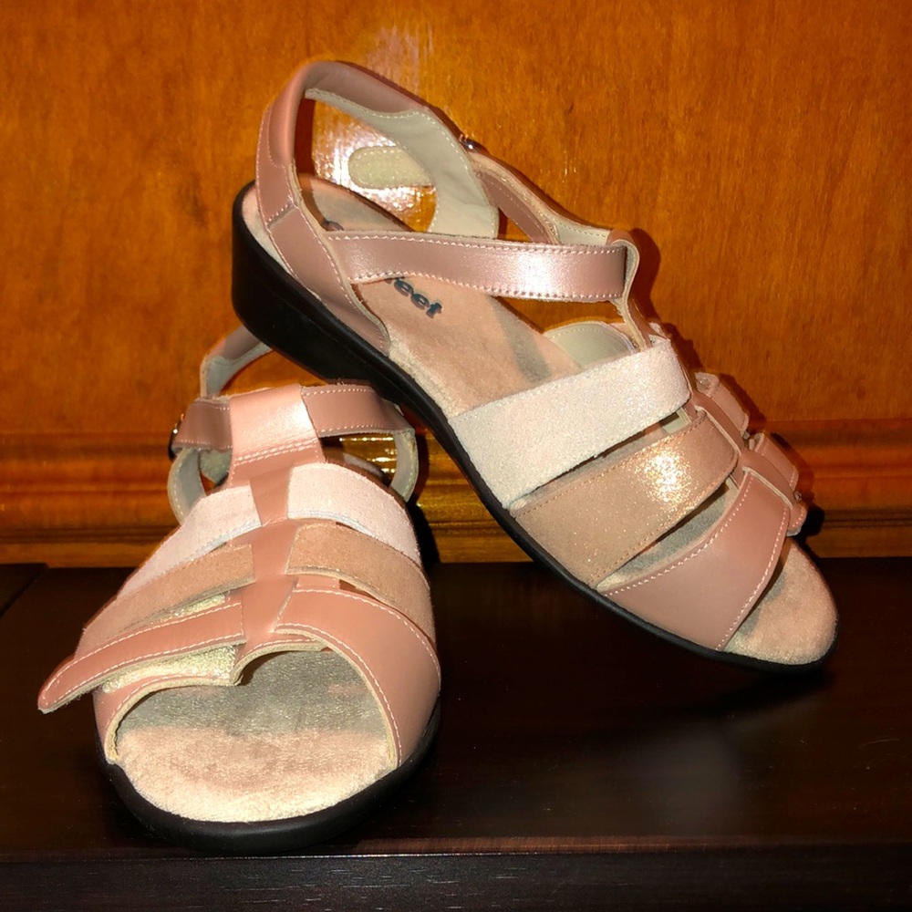 NEW orthopedic Cher sandal in taupe, sparkly gold & sliver.